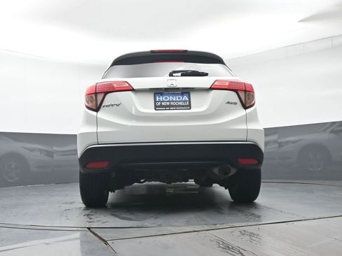 Used 2017 Honda HR-V EX image 26