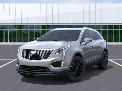 New 2025 Cadillac XT5 Luxury w/ LPO, Red Accent Package image 6