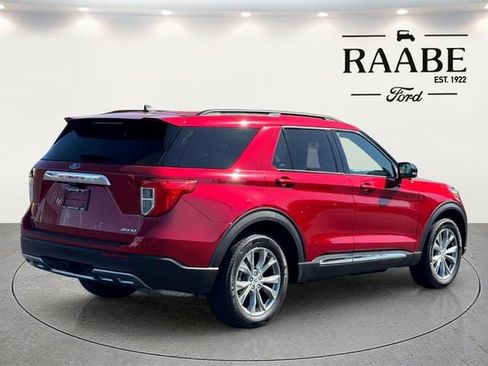 Used 2023 Ford Explorer XLT w/ Equipment Group 202A AWD/4WD image 7