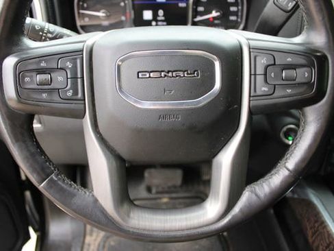 Used 2021 GMC Sierra 2500 Denali w/ Denali Black Diamond Edition image 12