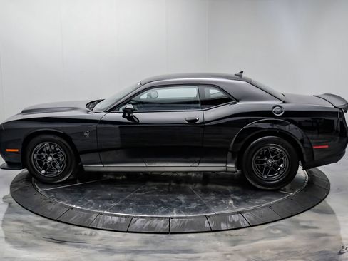 Used 2023 Dodge Challenger SRT Hellcat Redeye RWD image 9