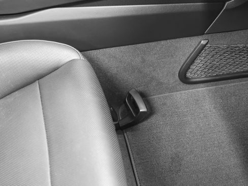 Certified 2022 Porsche 718 Cayman RWD image 22