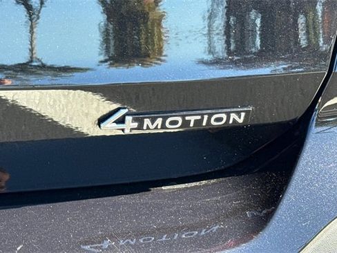 Used 2022 Volkswagen Taos SEL image 35