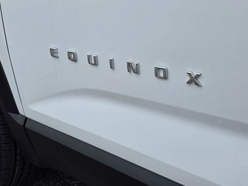 New 2026 Chevrolet Equinox LT FWD image 35