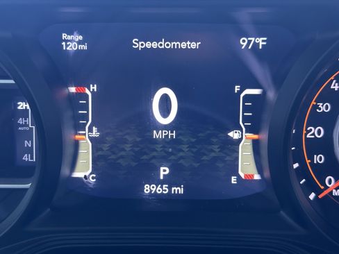 Used 2024 Jeep Gladiator Mojave image 34