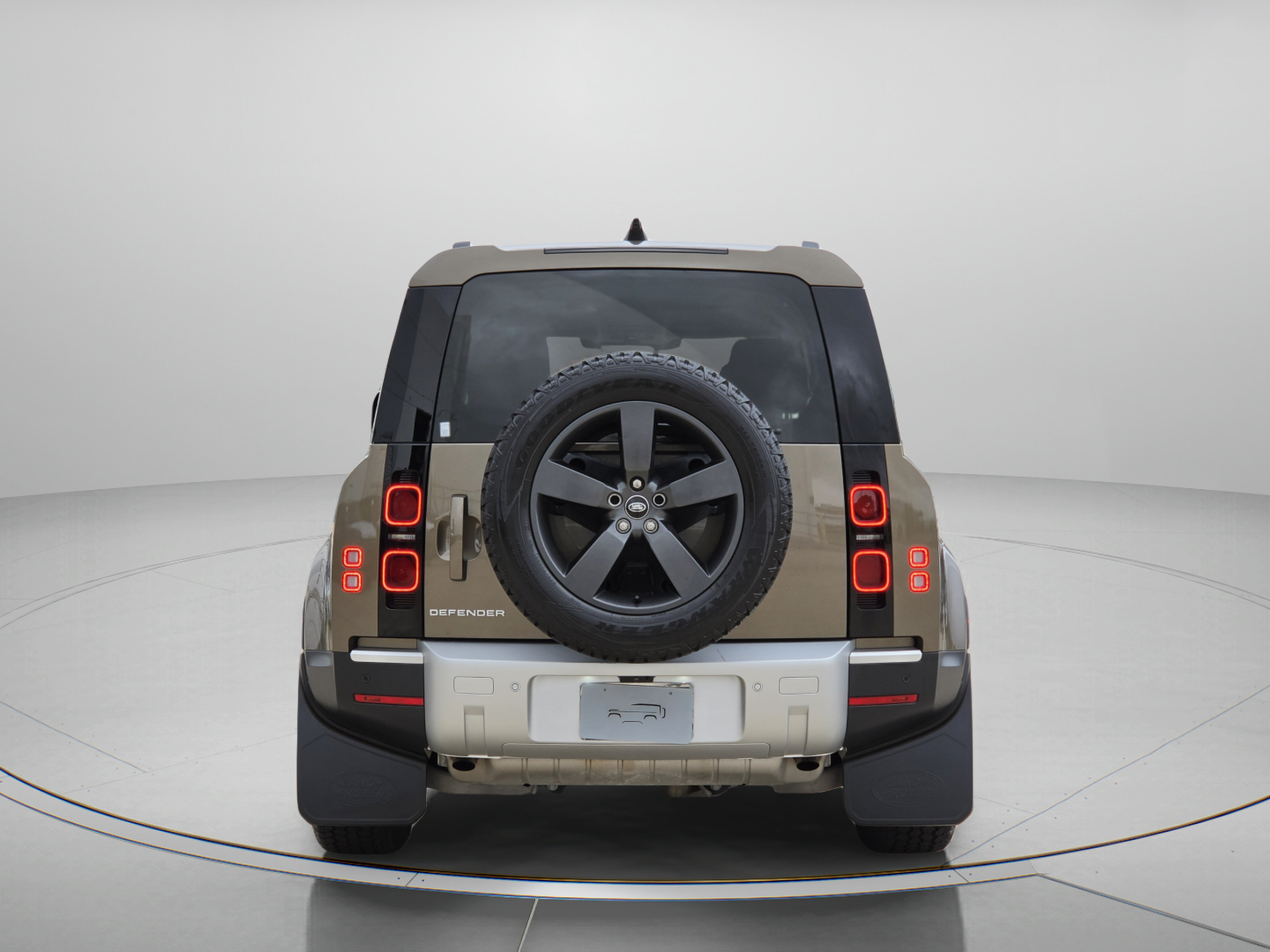 Certified 2024 Land Rover Defender 110 S AWD/4WD image 4