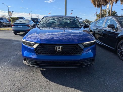 Used 2025 Honda Accord Sport image 10