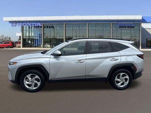 Used 2024 Hyundai Tucson SEL AWD/4WD image 2