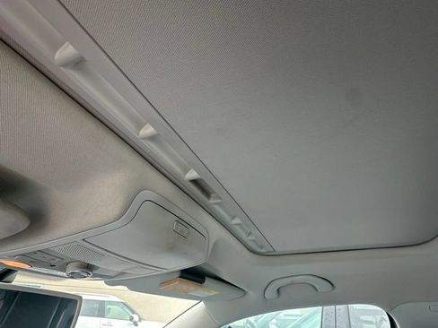 Used 2013 Volkswagen Passat TDI SEL Premium FWD image 4