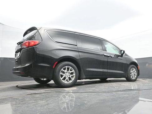 New 2026 Chrysler Voyager LX image 59