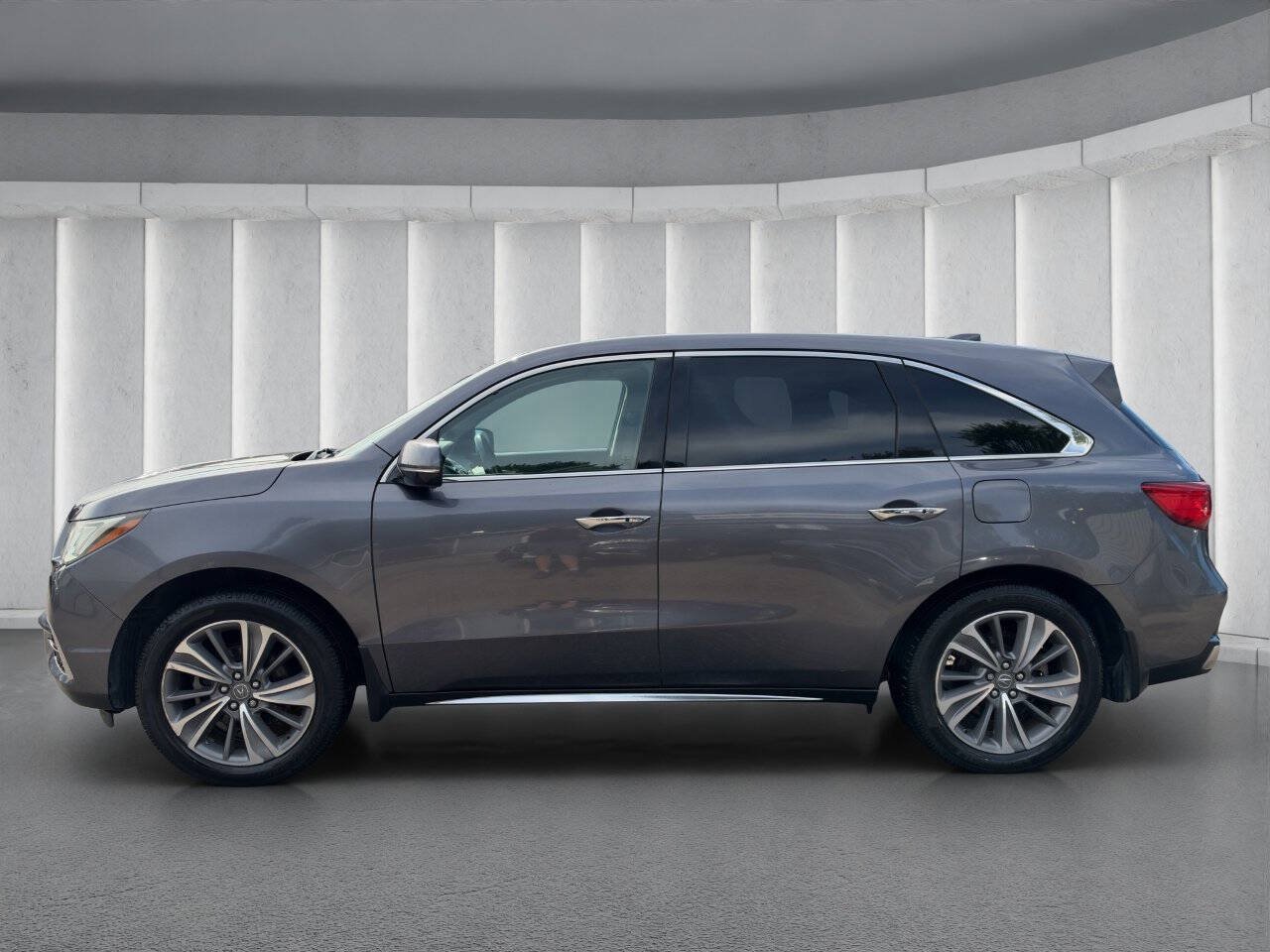 Used 2017 Acura MDX w/ Technology Package AWD/4WD image 2