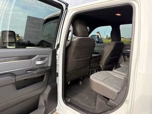 Used 2023 RAM 2500 Big Horn w/ Level 1 Equipment Group AWD/4WD image 21