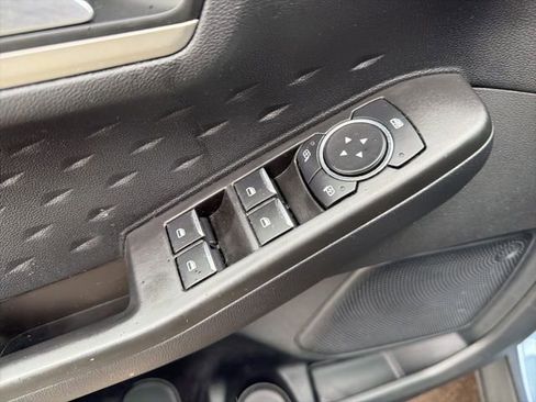 Used 2020 Ford Escape SEL image 24