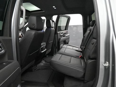 Used 2026 GMC Sierra 3500 Denali w/ Denali Reserve Package AWD/4WD image 17