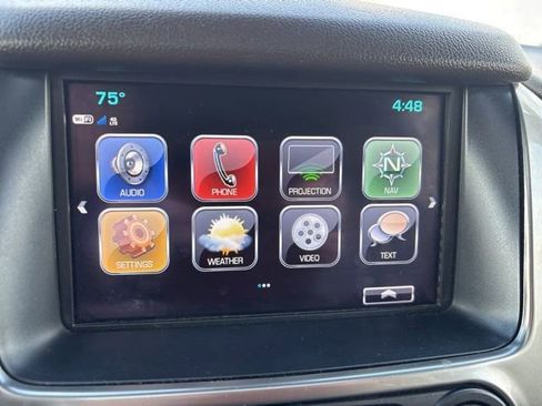 Used 2018 Chevrolet Suburban LT w/ LT Signature Package image 12