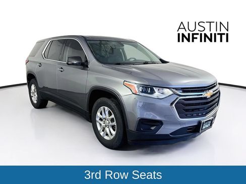 Used 2020 Chevrolet Traverse LS FWD image 1
