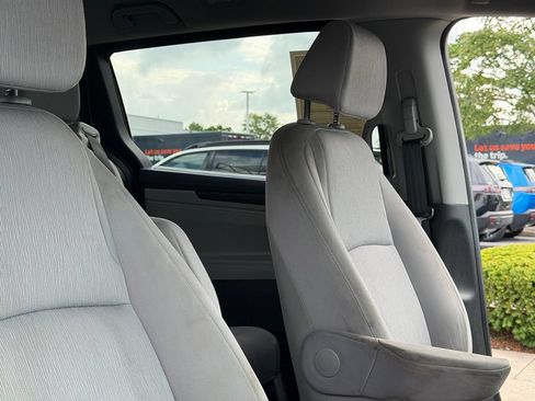 Used 2019 Honda Odyssey LX image 36