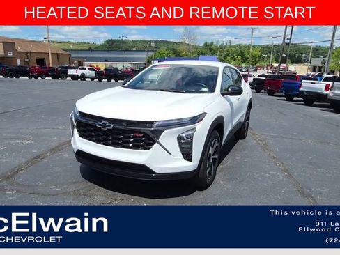 Used 2024 Chevrolet Trax RS w/ Driver Confidence Package FWD image 4
