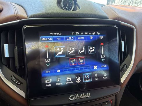 Used 2018 Maserati Ghibli image 24