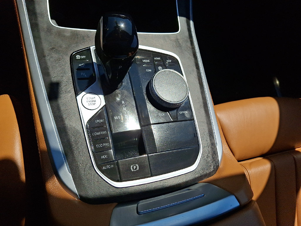 Used 2022 BMW X5 xDrive40i AWD/4WD image 17