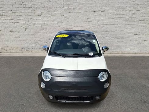 Used 2012 FIAT 500 Lounge w/ Convenience Group FWD image 2