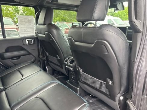 Used 2025 Jeep Wrangler Unlimited Rubicon 4xe w/ Safety Group AWD/4WD image 25