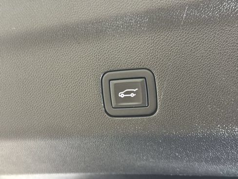 Certified 2024 GMC Yukon Denali AWD/4WD image 30