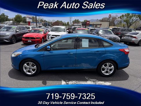 Used 2014 Ford Focus SE FWD image 4