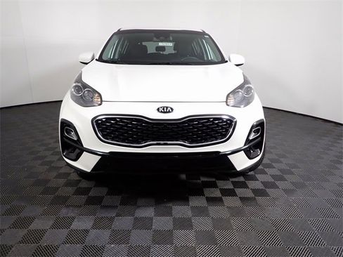 Used 2022 Kia Sportage LX image 6
