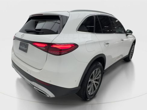 Used 2024 Mercedes-Benz GLC 300 image 7