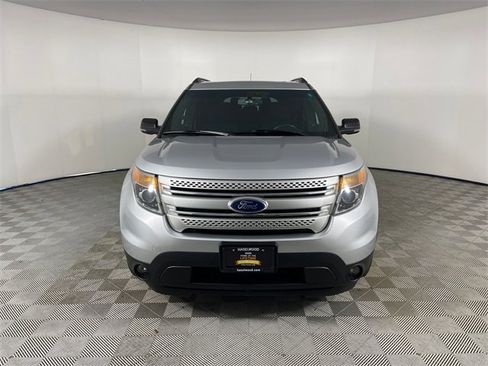 Used 2012 Ford Explorer XLT image 18