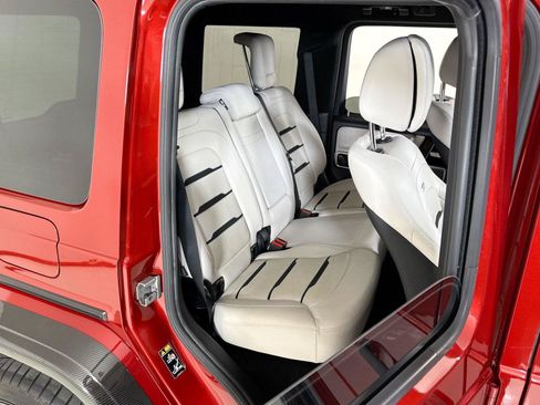 Used 2021 Mercedes-Benz G 63 AMG 4MATIC w/ G Manufaktur Interior Package image 30