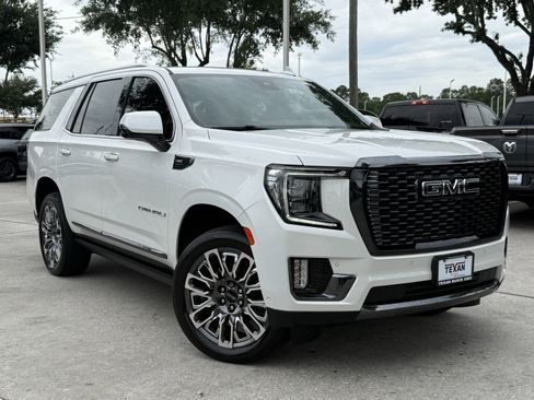 Used 2023 GMC Yukon Denali Ultimate image 2
