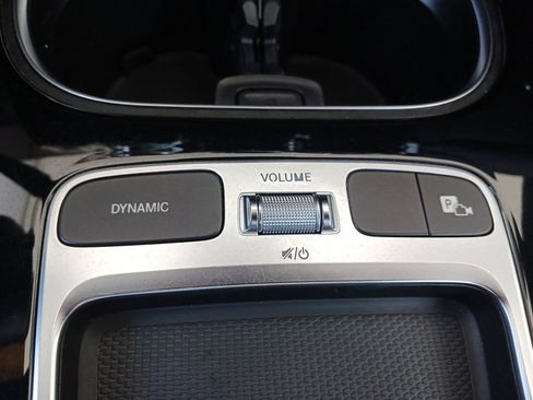 Used 2025 Mercedes-Benz CLA 250 image 26