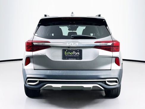 Used 2023 Kia Seltos EX image 7