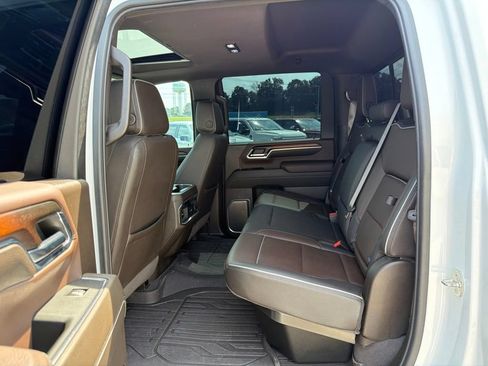 Used 2024 GMC Sierra 2500 Denali w/ Denali Reserve Package AWD/4WD image 14