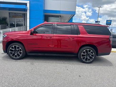 Used 2023 Chevrolet Suburban RST w/ Luxury Package AWD/4WD image 9