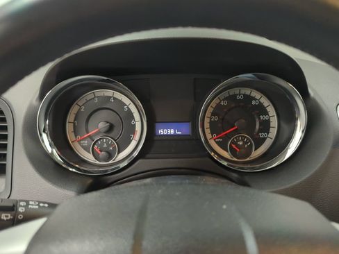 Used 2015 Dodge Grand Caravan American Value Package w/ UConnect Hands-Free Group FWD image 19