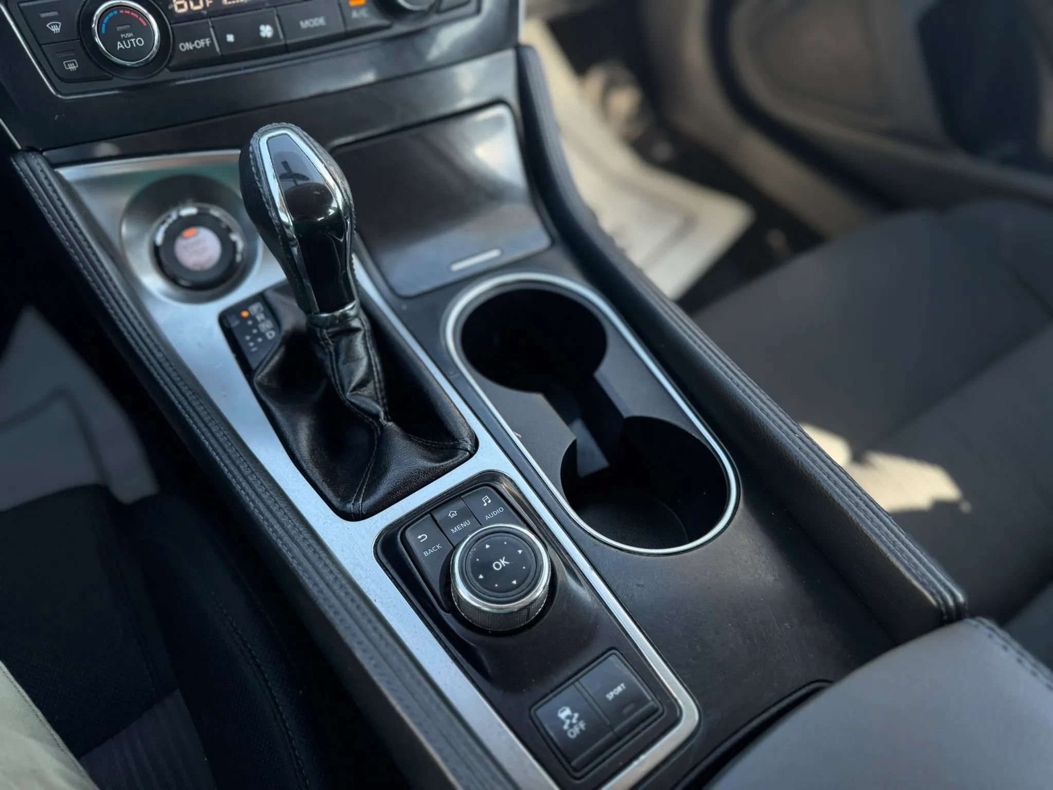 Used 2019 Nissan Maxima 3.5 S FWD image 18