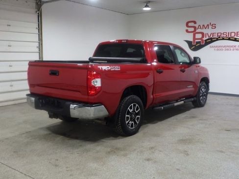Used 2015 Toyota Tundra SR5 image 4