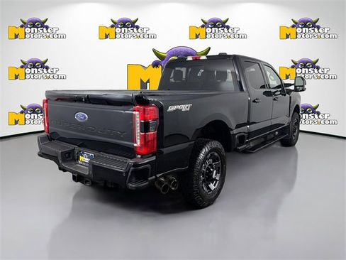 Used 2023 Ford F250 Lariat w/ Sport Appearance Package image 5