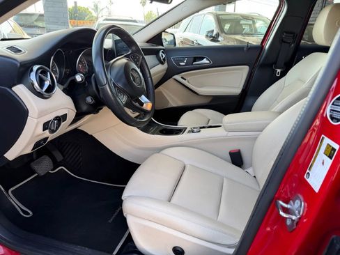 Used 2018 Mercedes-Benz GLA 250 4MATIC image 30