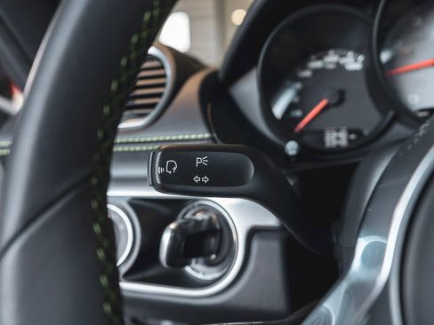 Used 2025 Porsche 718 Boxster S image 20