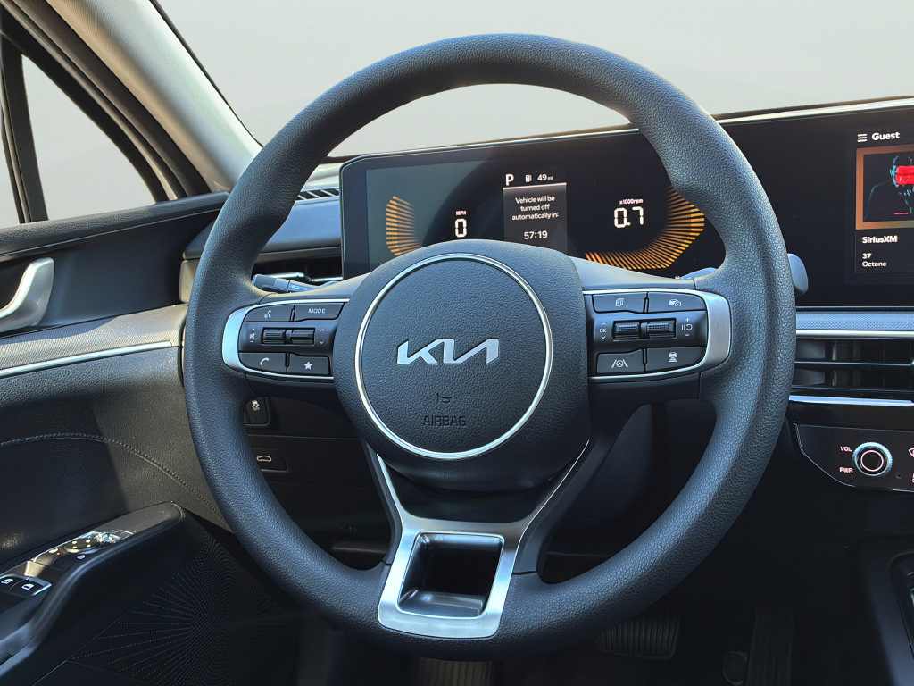 New 2026 Kia K5 LXS FWD image 19