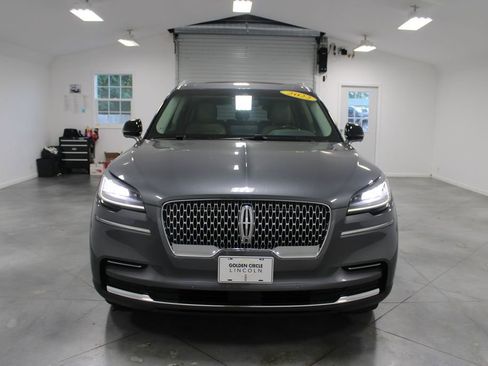 Used 2022 Lincoln Aviator Reserve image 3