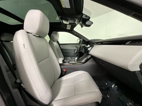 Used 2026 Land Rover Range Rover Velar S image 20