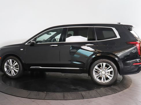Used 2023 Cadillac XT6 Premium Luxury w/ LPO, Floor Liner Package AWD/4WD image 3