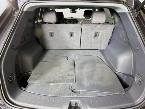 Used 2022 Chevrolet Blazer LT image 32