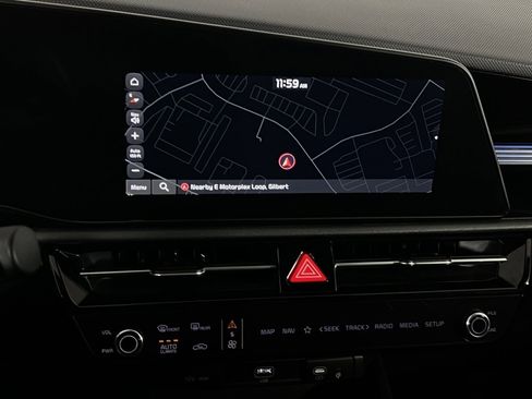 Used 2023 Kia Niro EX image 21