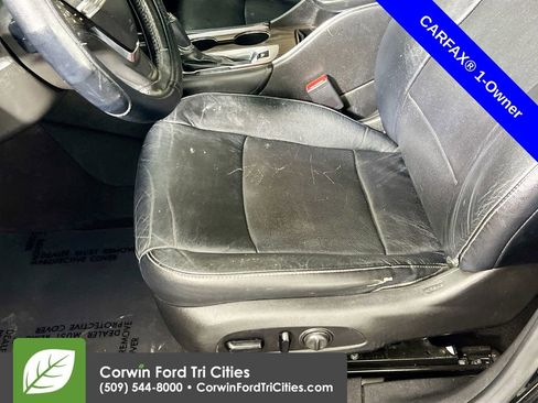 Used 2017 Chevrolet Malibu Premier w/ Premier Sun and Wheel Package FWD image 24